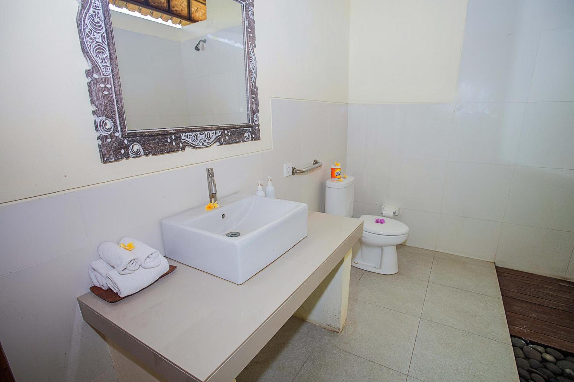 Отель D'Muncuk Huts Lembongan Экстерьер фото