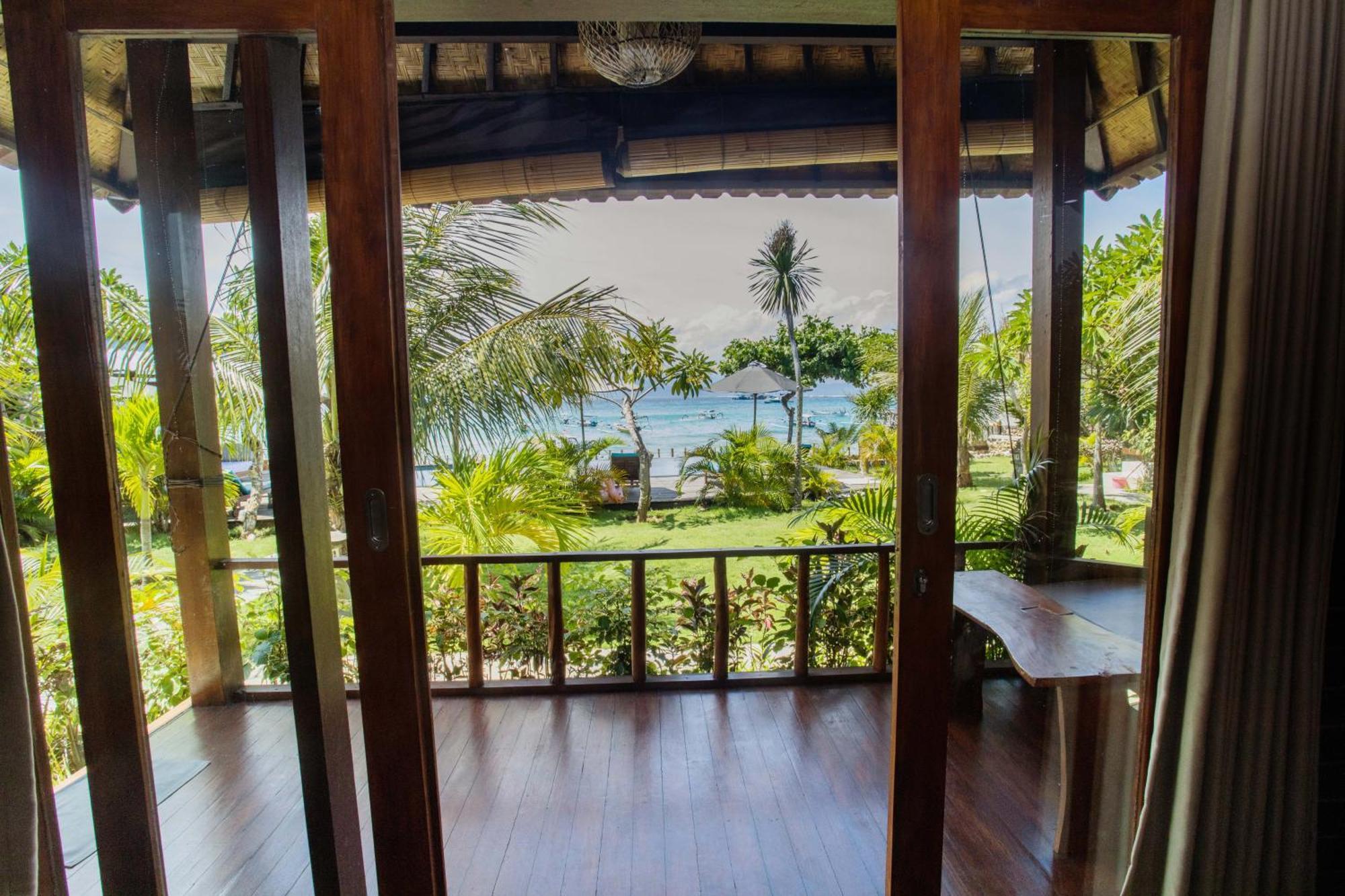 Отель D'Muncuk Huts Lembongan Экстерьер фото