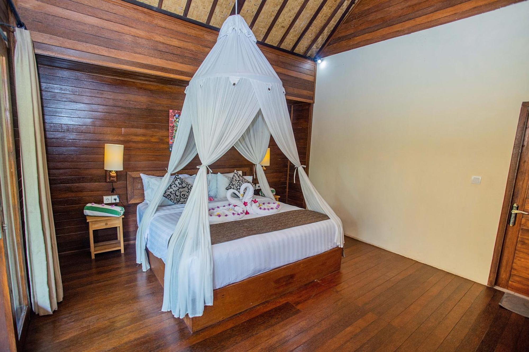Отель D'Muncuk Huts Lembongan Экстерьер фото